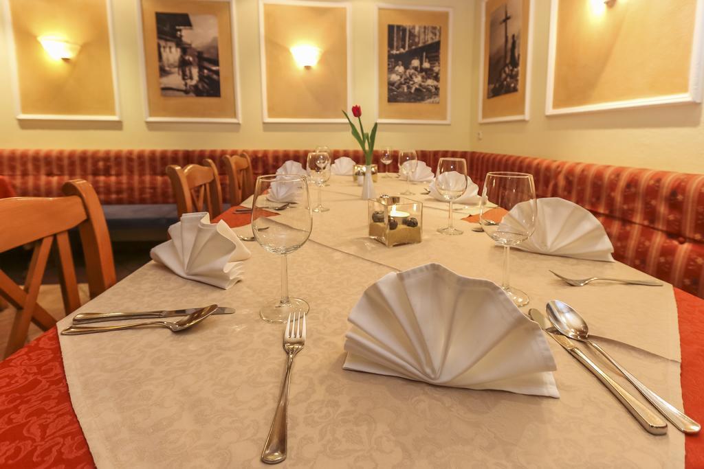 Alpenhotel Tauernstueberl Zell am See Dış mekan fotoğraf
