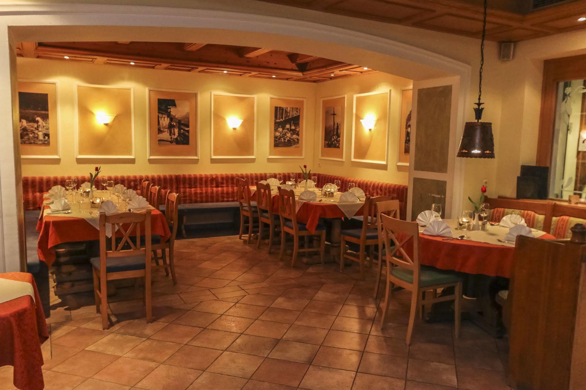 Alpenhotel Tauernstueberl Zell am See Dış mekan fotoğraf