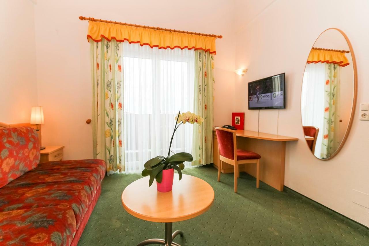 Alpenhotel Tauernstueberl Zell am See Dış mekan fotoğraf